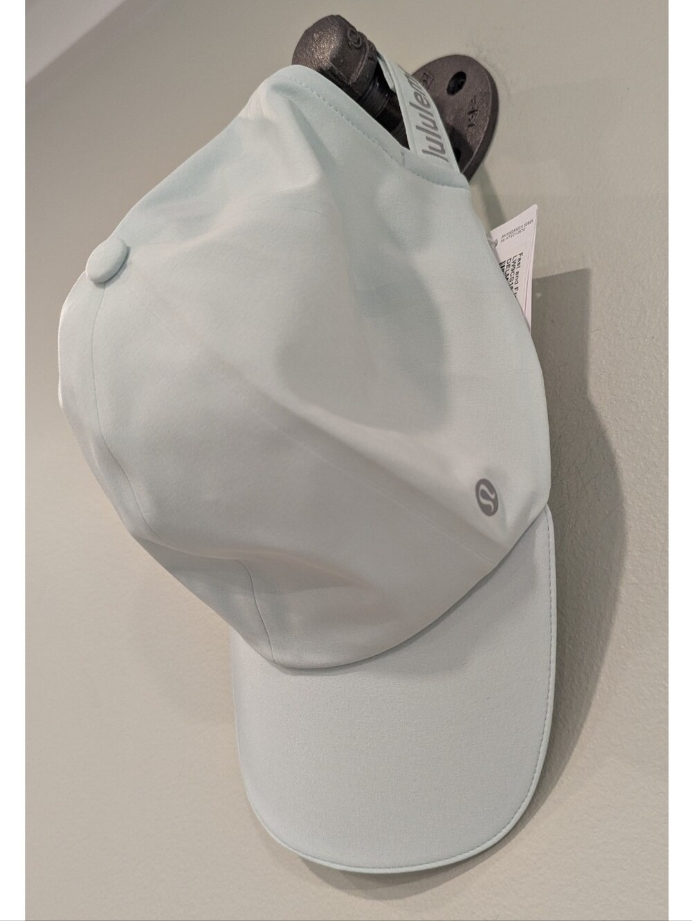NWT Lululemon Fast And Free Run Hat In Mint Green One Size - Picture 8 of 8